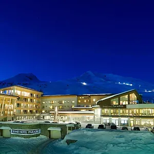 https://grand-hotel-paradiso.it-lombardy.com